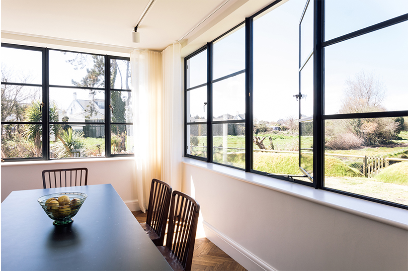 ariege-nc-menuiserie-accueil_welcome-img-right ariege-nc-menuiserie-accueil_welcome-img-right